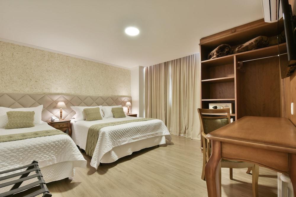 Hotel Micheline Tricot - Ao Lado Da Rua Coberta Gramado